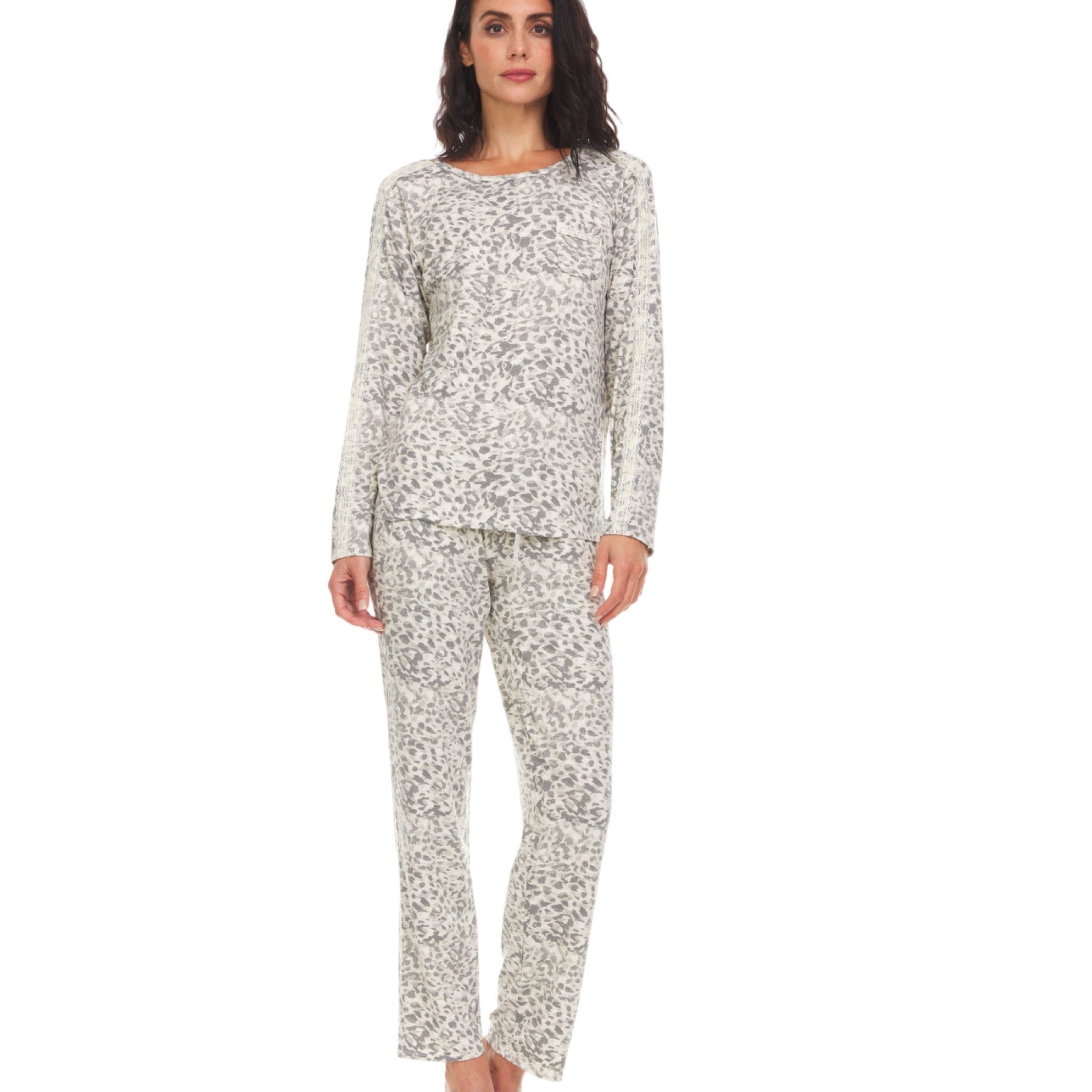 Pijama Pantalón Largo y Blusa Cerrada con Manga Larga Q81282