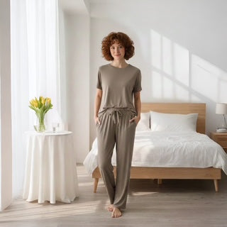 Pijama Pantalón Largo y Blusa Cerrada con Manga Corta L001